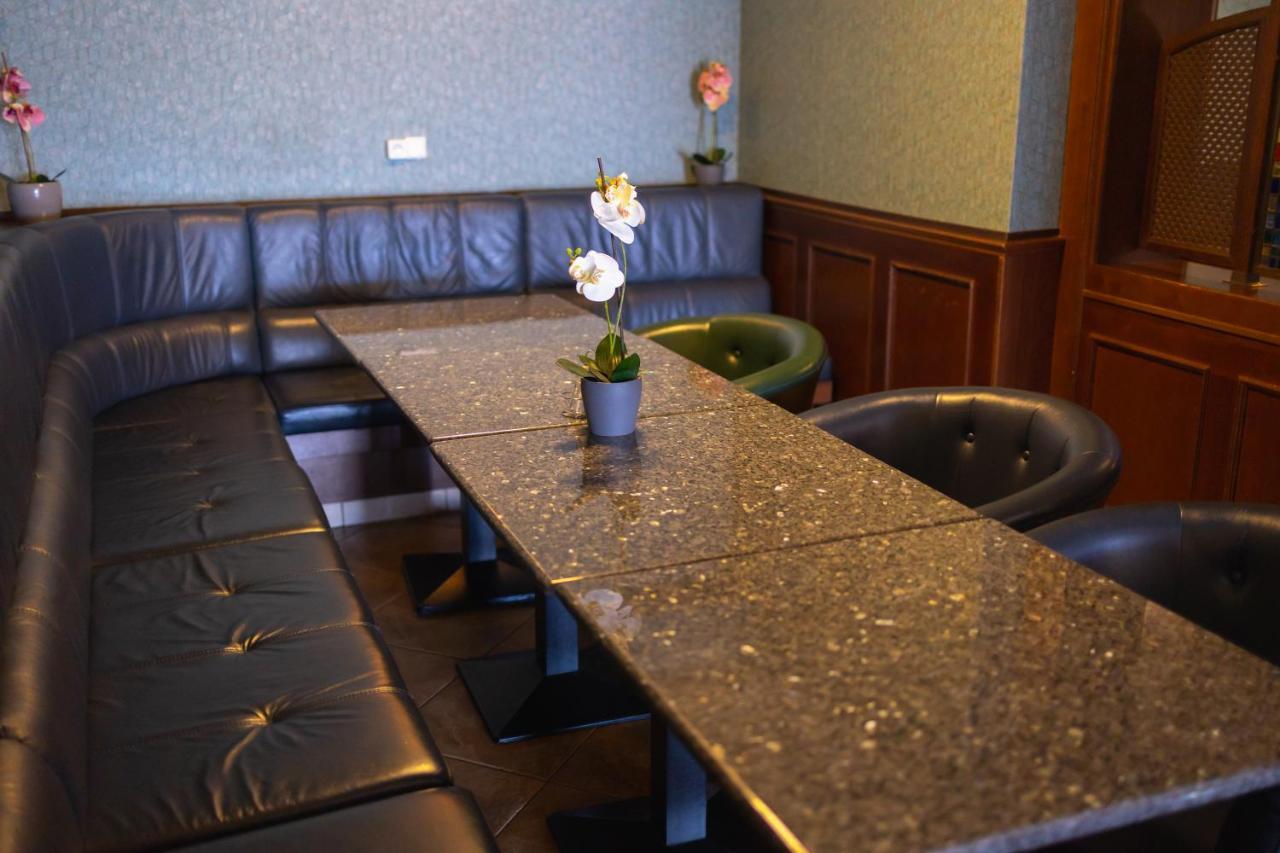 Dabas Hotel Extérieur photo