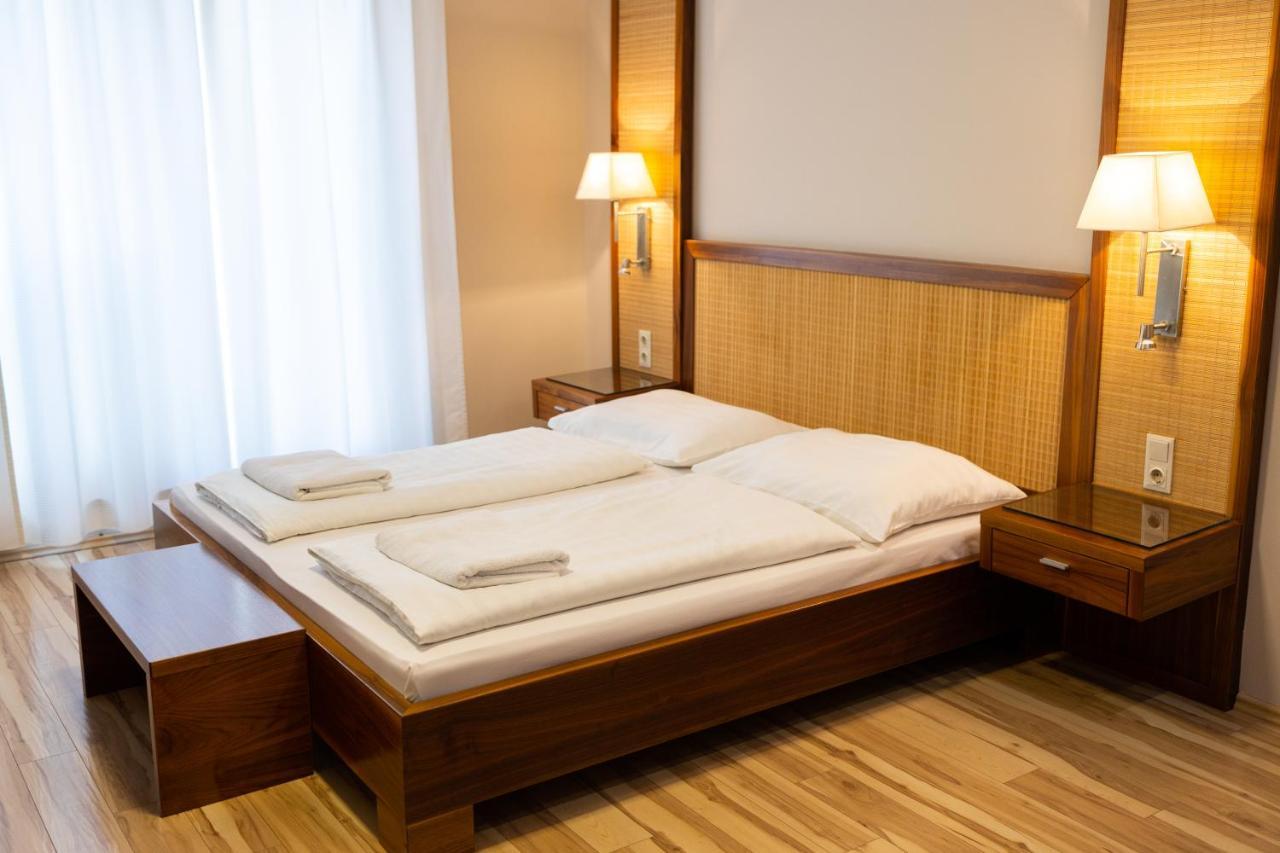 Dabas Hotel Extérieur photo