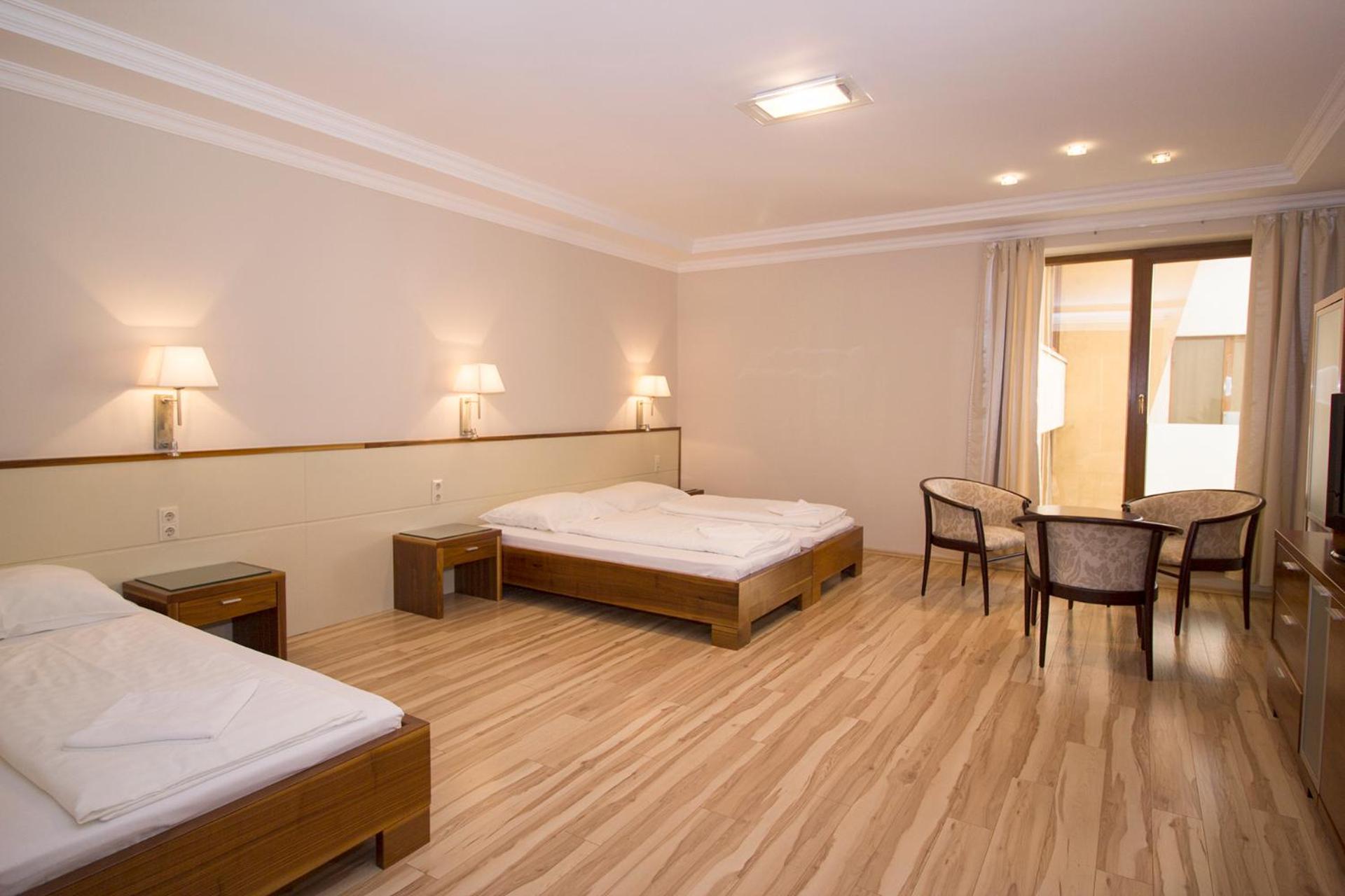 Dabas Hotel Extérieur photo
